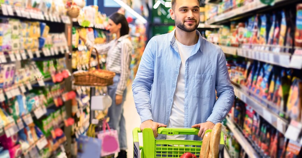 Inflazione in calo all'1,7%, ma il costo della spesa è in salita (+3,1%): cosa ci riserva il futuro?
