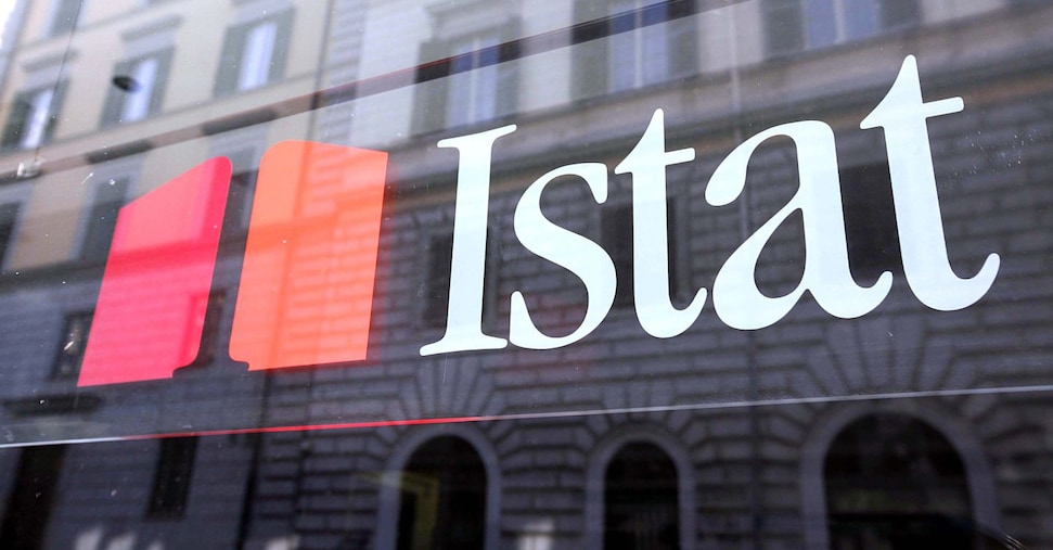 Istat: Pil e deficit 2024 stabili, debito in diminuzione! Crescita 2023 rivista al rialzo: dall'0,7% all'1%!
