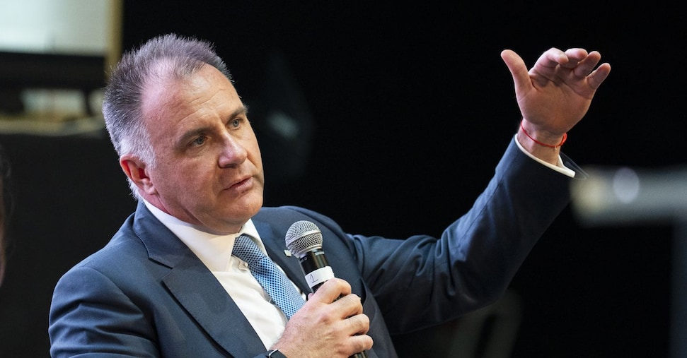 Orsini: L'UE ha cospirato per annientare l'industria, ora è tempo di difenderla!
