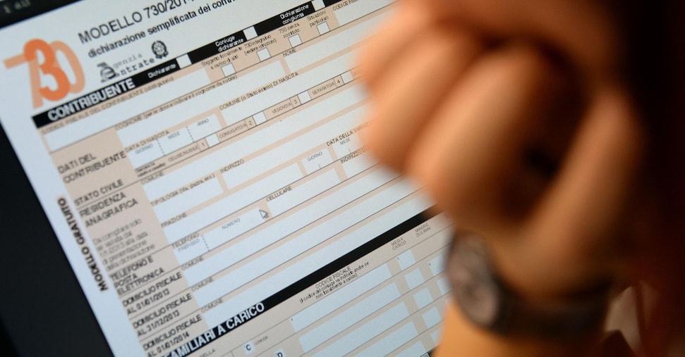 Fisco in fermento: il conto alla rovescia per il 730 è iniziato! Alla ricerca dei bonus tra ricevute, scontrini e 175 pagine di istruzioni!
