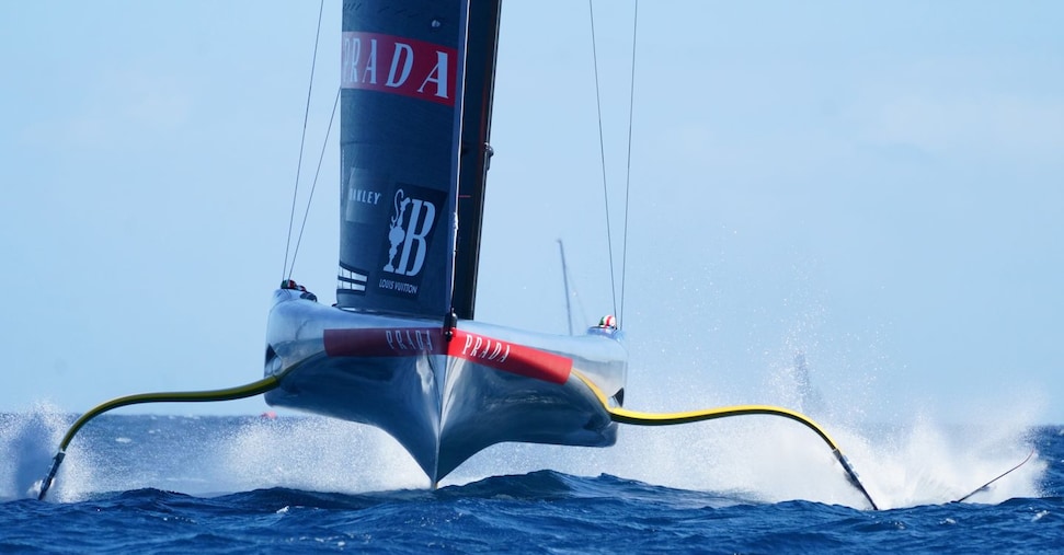 America’s Cup: Zero Tasse per le Squadre, Lavoratori Stranieri e Imprese nel Mirino!
