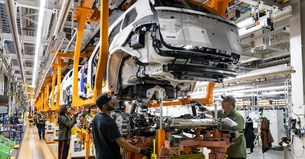 Dazi Usa su auto Ue: Urso annuncia «Nessuna formalizzazione ancora» mentre da Washington si preannunciano novità imminenti!
