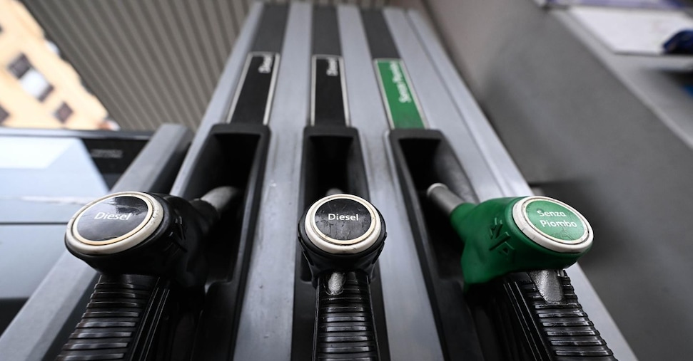 Caro carburanti: il 6 giugno scadono gli sconti sulle accise! Tutto ciò che devi sapere sulle possibili sorprese in arrivo!

