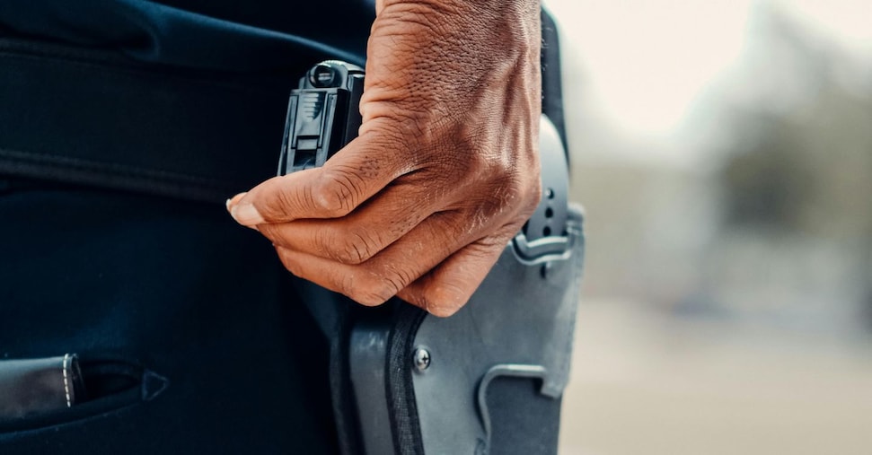 Contratto per le forze di polizia: la denuncia della Silf esplode! 'Solo 7,60 euro lordi all'anno? Un'affronto, questa trattativa è ridicola!'
