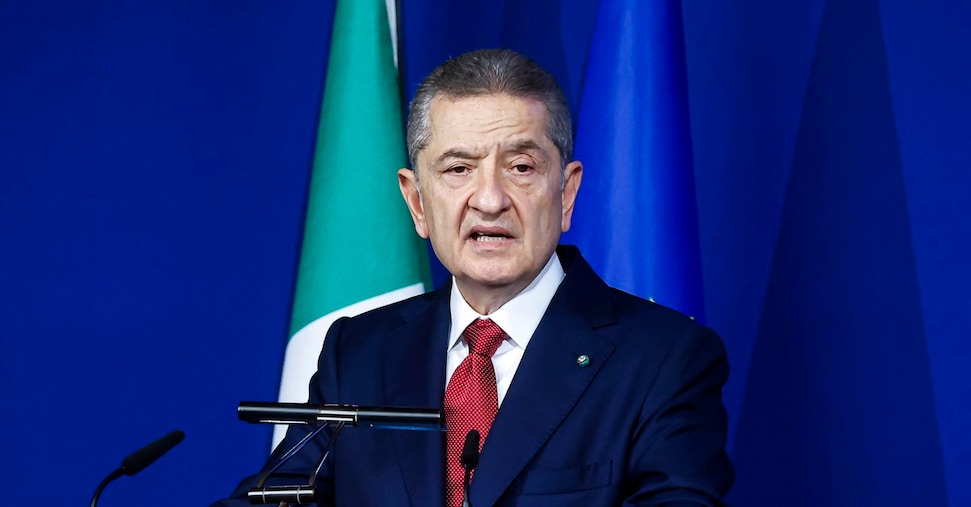 Panetta e Banche: 'Le fusioni possono rinvigorire il sistema'. Giorgetti: 'Il governo ha esaurito il suo ruolo come azionista delle banche'!